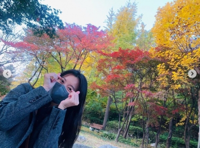 한효주, 한지민 언니 생일 축하해요...파티는 즐거워[TEN★]