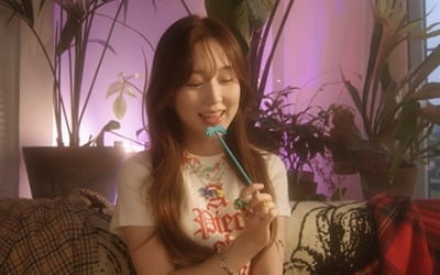 JYP, 2022 신인 걸그룹 新 멤버 해원 공개…청순美 눈길