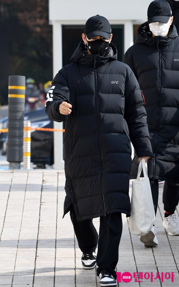 [TEN 포토] 정대현 '늠름한 발걸음'