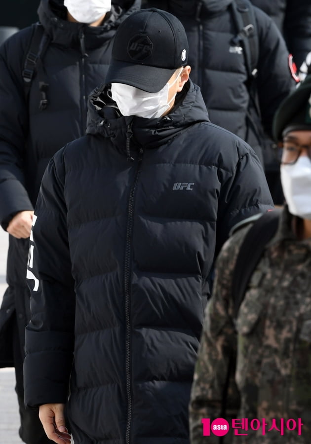 [TEN 포토] 인피니트 엘 '신비주의 출근길'