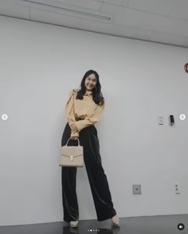 '♥한방병원장 사모님' 장영란, 대표 됐네…명패 들고 눈웃음 [TEN★]