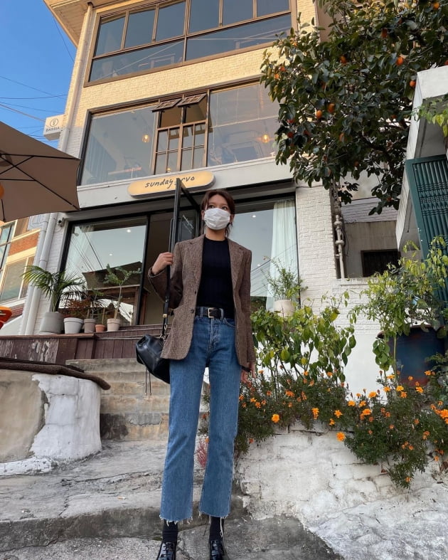 '정경호♥' 최수영 "걷는데 좋았어"…이태원 데이트로 힐링 [TEN★]