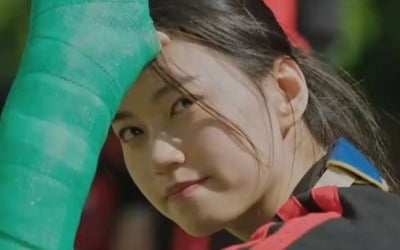 위키미키 김도연, 전지현 아역으로 출연 '등반 1등' ('지리산')