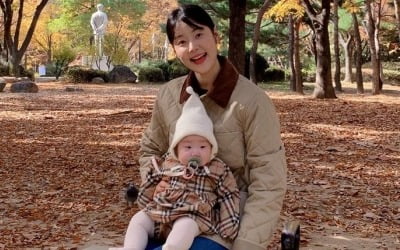'검사♥' 한지혜 "윤슬이 첫 가을, 커플룩"…성유리도 부러워하는 모녀 [TEN★]