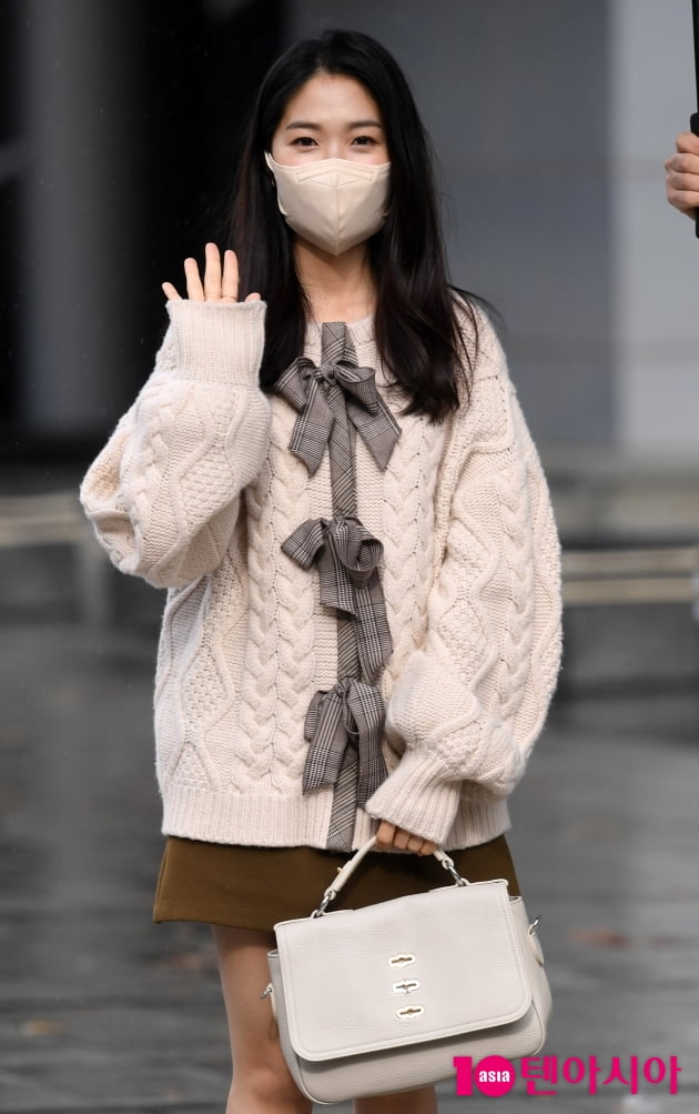 [TEN 포토] 김혜윤 '반가워요'