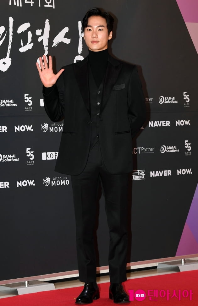[TEN 포토] 이홍내 '평론가에게 인정받은 신인배우'