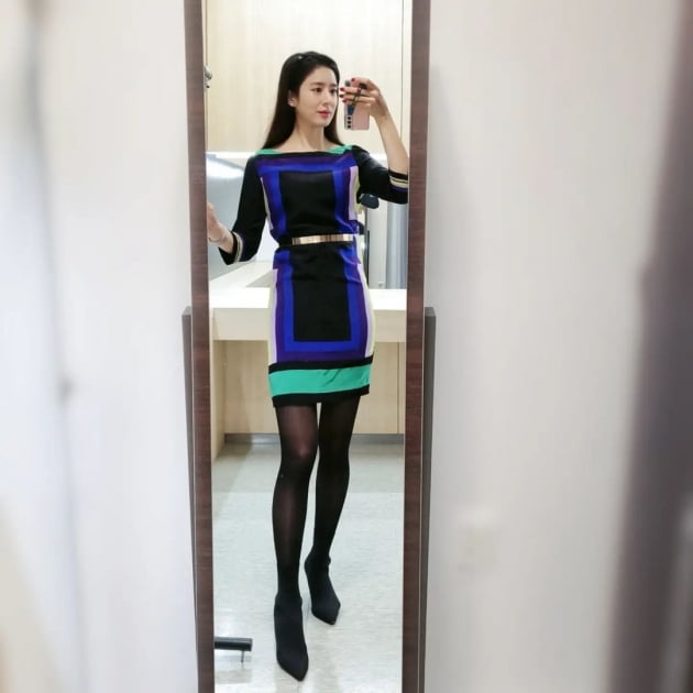 '주진모♥' 민혜연, "레지던트 때" 샀던 값비싼 실크 원피스…"힙라인 미어져" [TEN★]