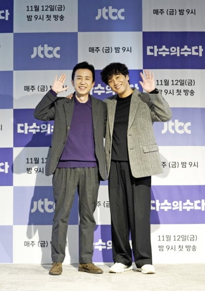 [종합] '첫 예능 호흡' 유희열X차태현, 제작진 묘수로 한 번에 캐스팅 ('다수의 수다')