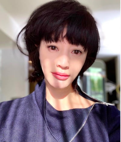 '52세' 김혜수, 완벽한 셀카…'관리의 중요성' [TEN★]