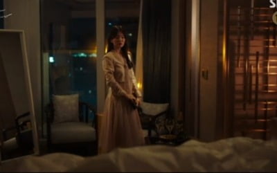 송혜교X장기용, 첫 만남에 호텔서 키스까지 '파격' ('지헤중')