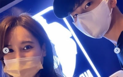 '안정환♥' 이혜원, 14살 훈남 아들 안리환과 "알찬 데이트"…모델 비주얼 [TEN★]