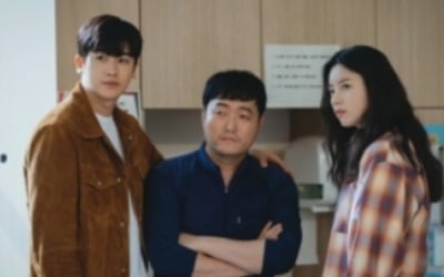 '해피니스' 한효주X박형식, 생존 위한 사투…대책회의