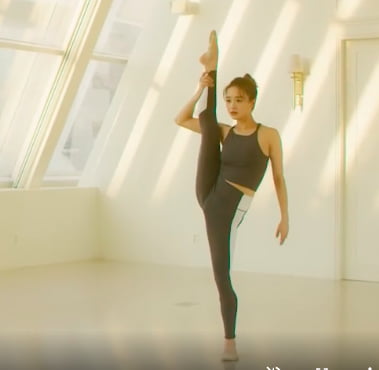 손연재, 오징어도 울고 갈 유연함…'체조요정 살아있네' [TEN★]