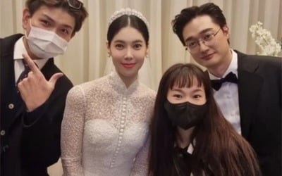 '이장원♥' 배다해, 그레이스켈리 연상시키는 웨딩드레스…아름다운 신부 [TEN★]