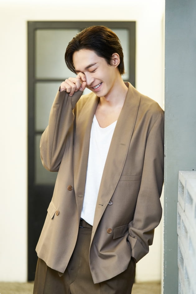 영화 '장르만 로맨스'에 출연한 배우 무진성. / 사진제공=스튜디오앤뉴