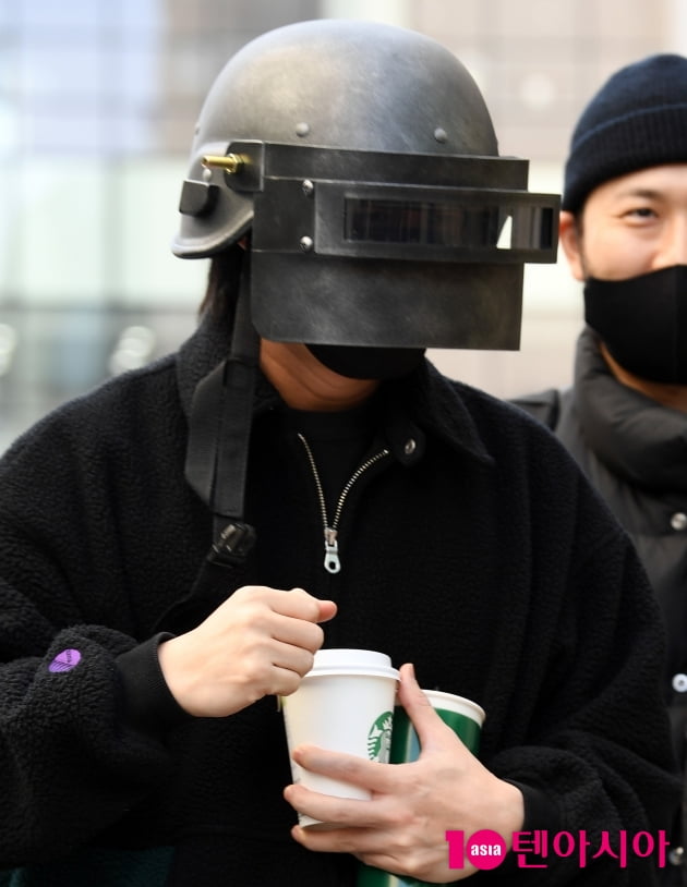 [TEN 포토] 에픽하이 타블로, 커피 한잔의 여유