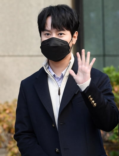 [TEN 포토] 라포엠 최성훈, 손바닥 보다 작은얼굴