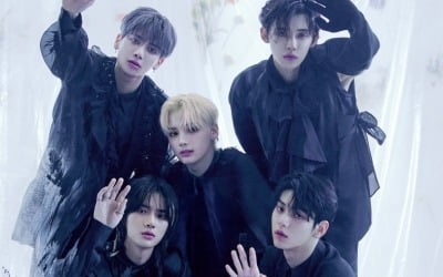 투모로우바이투게더, 美 빌보드 월드 앨범 차트 23주째 차트인...日 오리콘도 두각