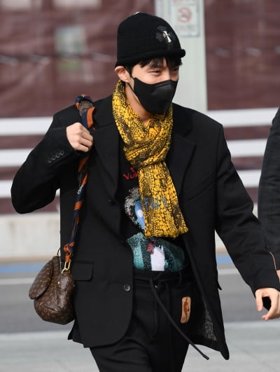 [TEN 포토] 방탄소년단 제이홉 '상남자의 샤프한 비주얼'
