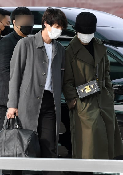 [TEN 포토] 방탄소년단 진-지민 '은밀한 대화'