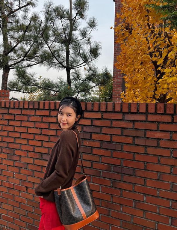 채정안, 빨간바지가 이렇게 잘 어울리다니 [TEN★]