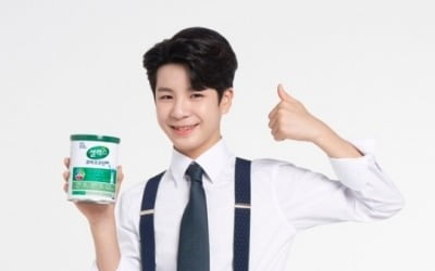 정동원, 잘 나가네…앨범 선주문 10만 장→건강관리 브랜드 모델 발탁