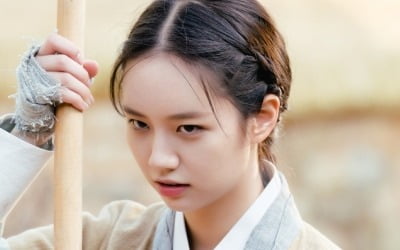 이혜리, 오빠 뒷바라지 위해 선 넘었다…금기 깨부순 '룰브레이커' ('꽃 피면 달 생각하고')