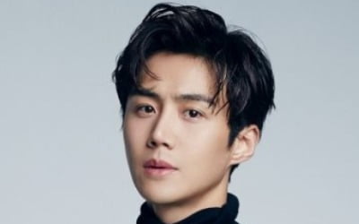 [공식] 김선호, 12월 3일 '슬픈 열대' 대본 리딩 참석..."그 외 일정 논의 중"