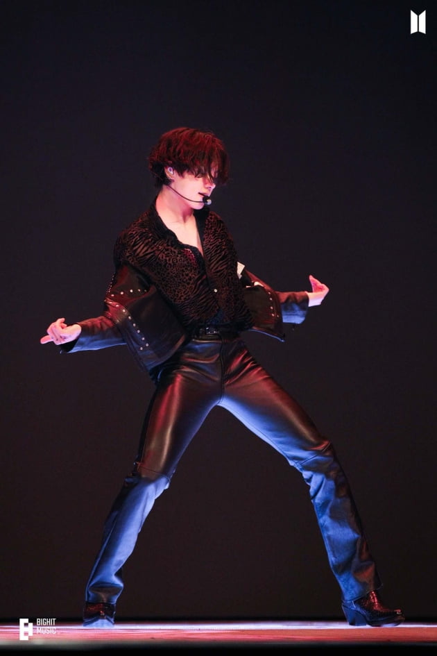 방탄소년단 정국 '시차' 스포티파이 1억 5000만 스트리밍 돌파→솔로 3곡 합산 5억 5000만