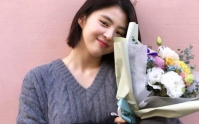 한소희, 팔토시 패션을 이렇게 소화하네…KCM도 놀랄 듯 [TEN★]
