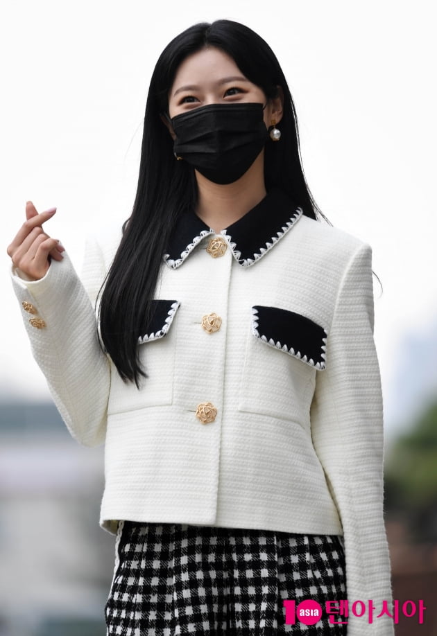 [TEN 포토] 김새론 '그녀들 사랑해주세요'