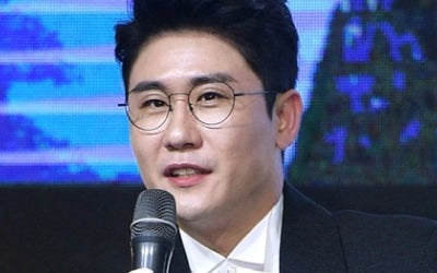 [공식] 영탁 측 "음원 사재기 음해 세력, 좌시 NO·선처 없이 강경 대응"