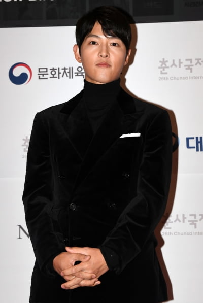 [TEN 포토] 송중기 '춘사영화제 왔어요'