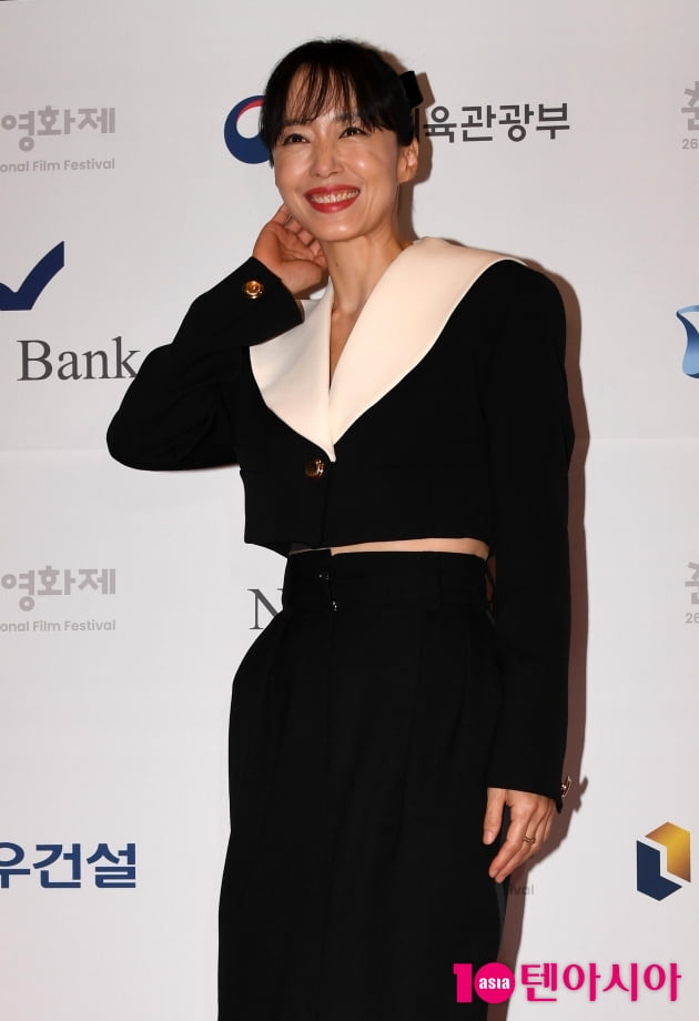 [TEN 포토] 전도연 '오랜만에 영화제 왔어요'