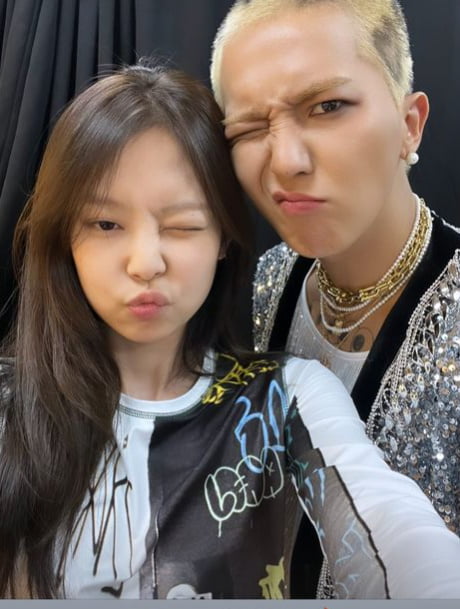 제니-송민호./ 사진=인스타그램