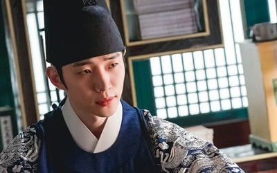'옷소매' 이준호, ♥이세영 손목 덥석…로맨스 시작