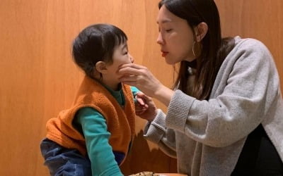 '세무사♥' 이지혜, 강남에 카페 오픈한 "친정엄마 같은 언니" 축하 "또 갈게" [TEN★]