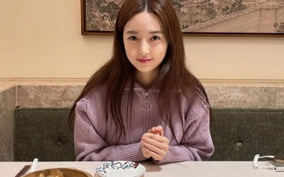 '오상진♥' 김소영, 4년차 부부의 맛집 데이트 "주변엔 썸, 우리만 프리" [TEN★]