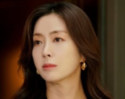 송윤아, '이성재 외도 상대' 전소민 향한 감정 2단 변화 ('쇼윈도')