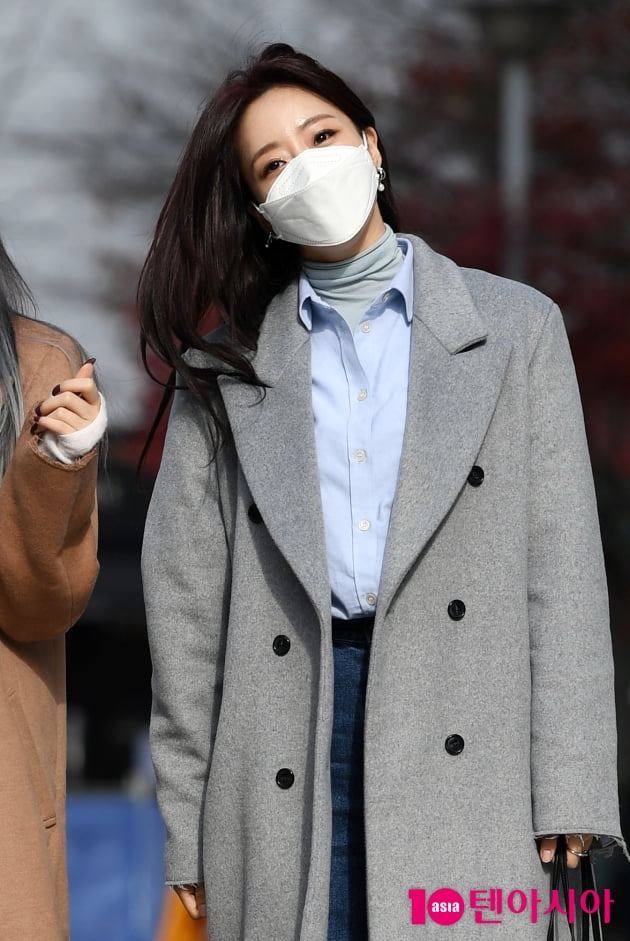 [TEN 포토] 티아라 은정 '햇빛에 더해진 이쁨'