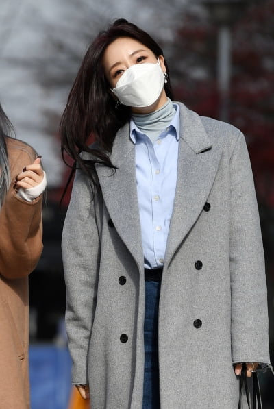 [TEN 포토] 티아라 은정 '햇빛에 더해진 이쁨'