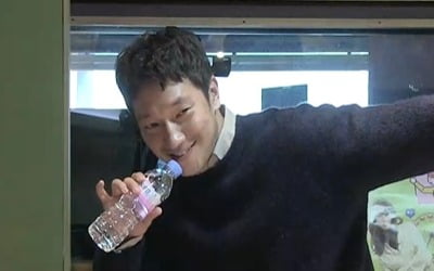 [종합] 전종서X손석구 '연빠로' 3행시서 들통난 '삐걱 케미'…연인 이성친구 이몽 ('정희')