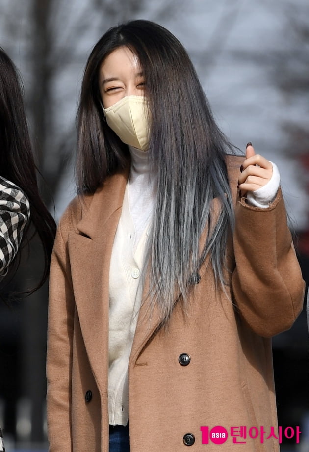 [TEN 포토] 티아라 지연 '하트 하다가 빵 터졌어요'
