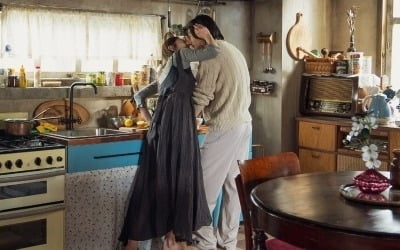 고현정, ♥김재영과 부엌서 입맞춤…불륜임에도 달달 ('너닮사')