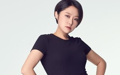 '-11kg' 김현숙, 영애씨의 피 땀 눈물...걸그룹 뺨치는 S라인+날렵 턱선[TEN★]