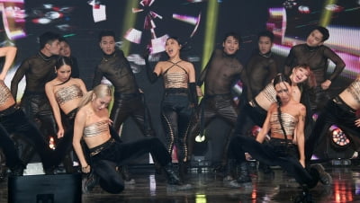 [TEN 포토] 화사 '몽환적인 분위기'