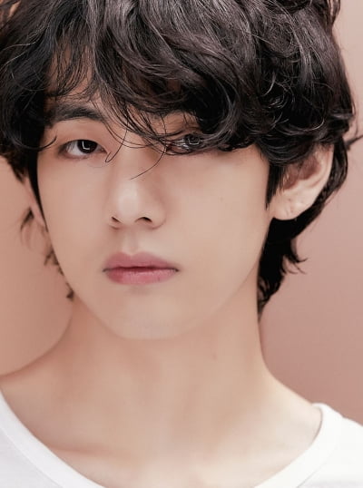 'First and Only' 방탄소년단 뷔, 스포티파이 8천만 스트리밍 돌파 5곡 보유