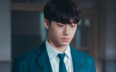 '멜랑꼴리아' 이도현, 입 닫고 굳은 표정…중간고사 역대급 '파란'