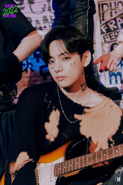 방탄소년단 뷔 손자국이 찍힌 차...전 세계에서 구매문의 폭발