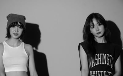 'JYP 2022 신인 걸그룹' 해원X릴리, 듀엣 영상 공개...귀 호강 라이브